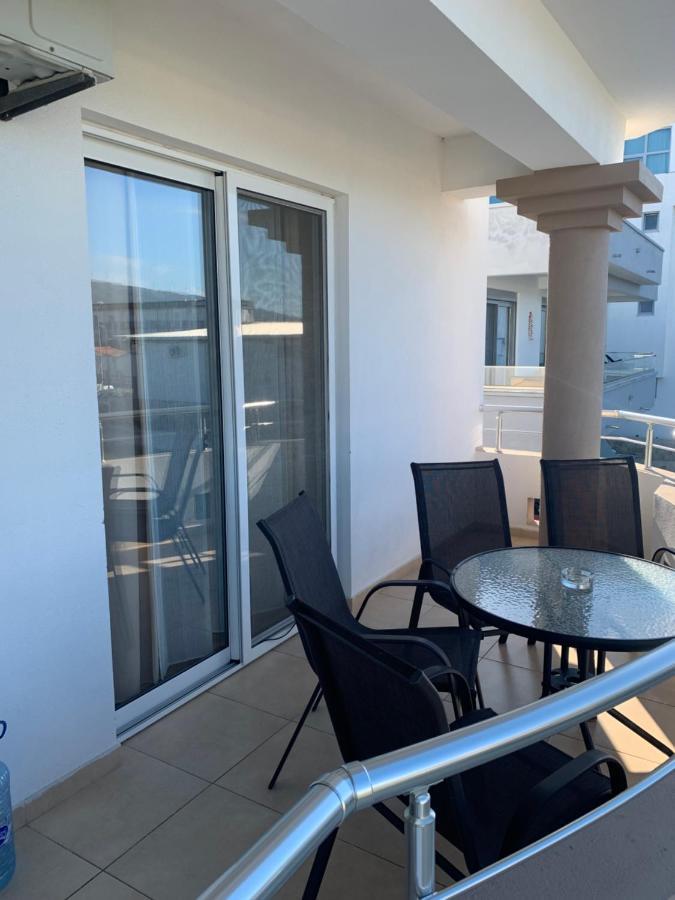Apartmens Xhenis Lux Ulcinj Exterior photo
