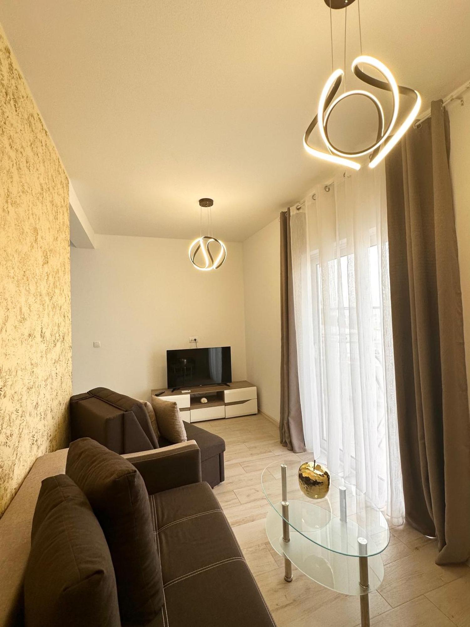 Apartmens Xhenis Lux Ulcinj Exterior photo
